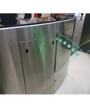 Puerta de cortesía tipo FLAP bidireccional / ACERO Acabado de Lujo / apertura-cierre de 1 segundo / Indicadores LED / Alarma por acceso denegado